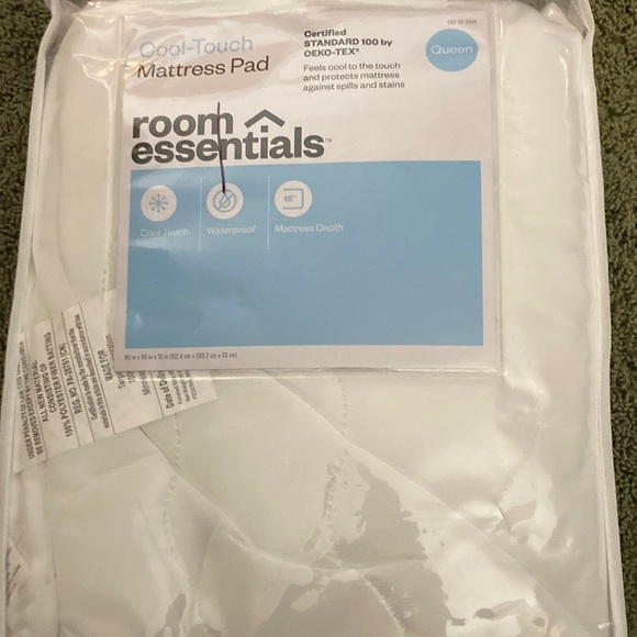 Bedding Queen Cooltouch Mattress Pad Poshmark